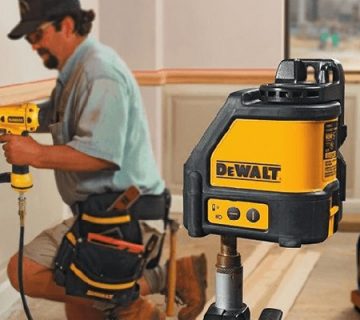 تراز لیزری خطی مدل DEWALT DWO 88K